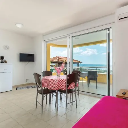 One-bedroom In Διαμέρισμα *